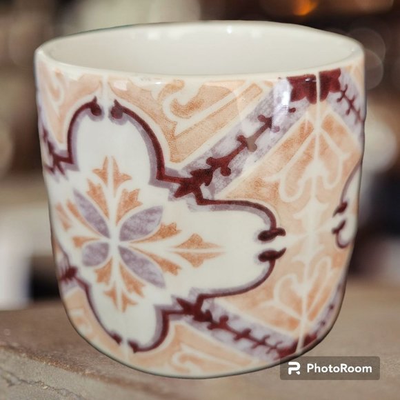 Anthropologie Initial N Ceramic Mug Design Wrapped Around And In Bottom Of Mug - Picture 2 of 6